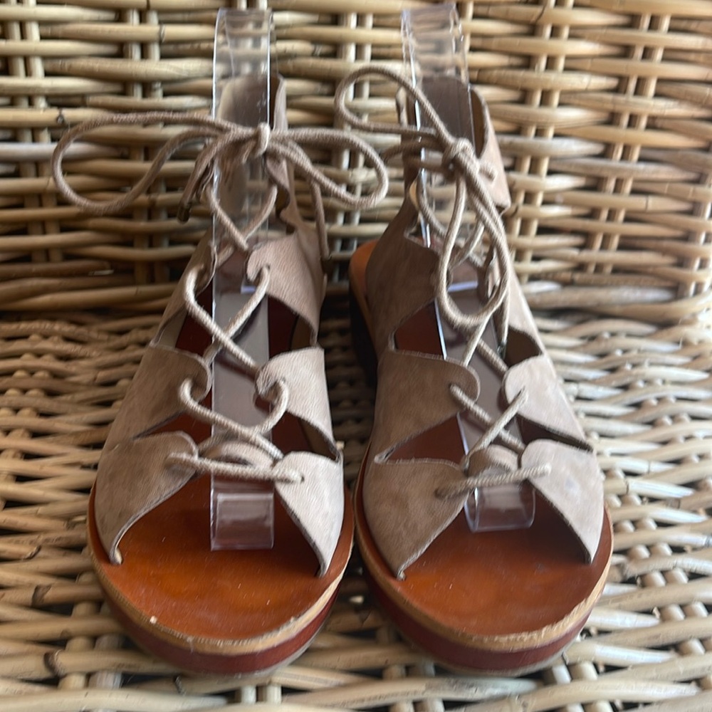 Lucky Brand Hipsta lace up sandal